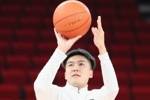 后卫线大调整！麦穗丰：黄荣奇将提前结束和新疆男篮的合同