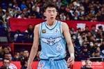全能表现！段昂君半场9中4拿到11分3板6助 正负值+22