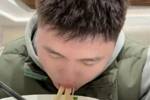 王薪凯：这个赛季有高光时刻&但也有不足 这也是休赛期努力的方向